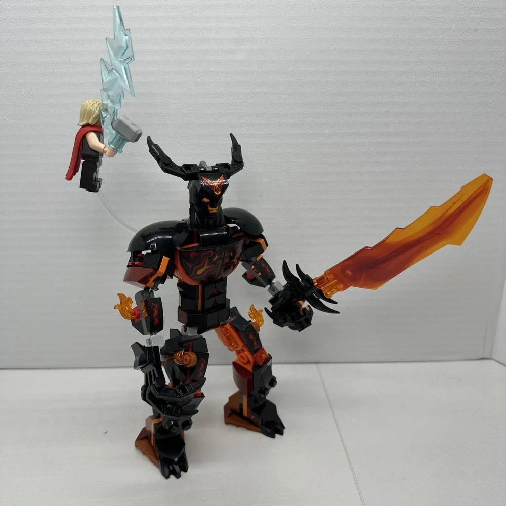 LEGO Super Heroes: Thor Vs. Surtur Construction Figure (76289) INCOMPLETE - Picture 1 of 16